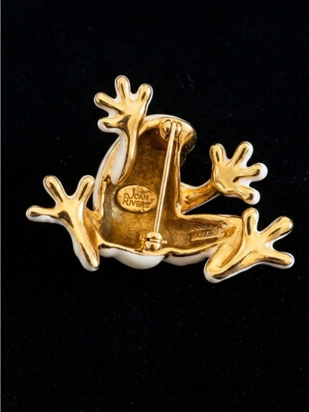 #249 Vintage Joan Rivers Tree Frog Brooch